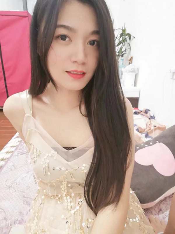 艳舞女郎 露露